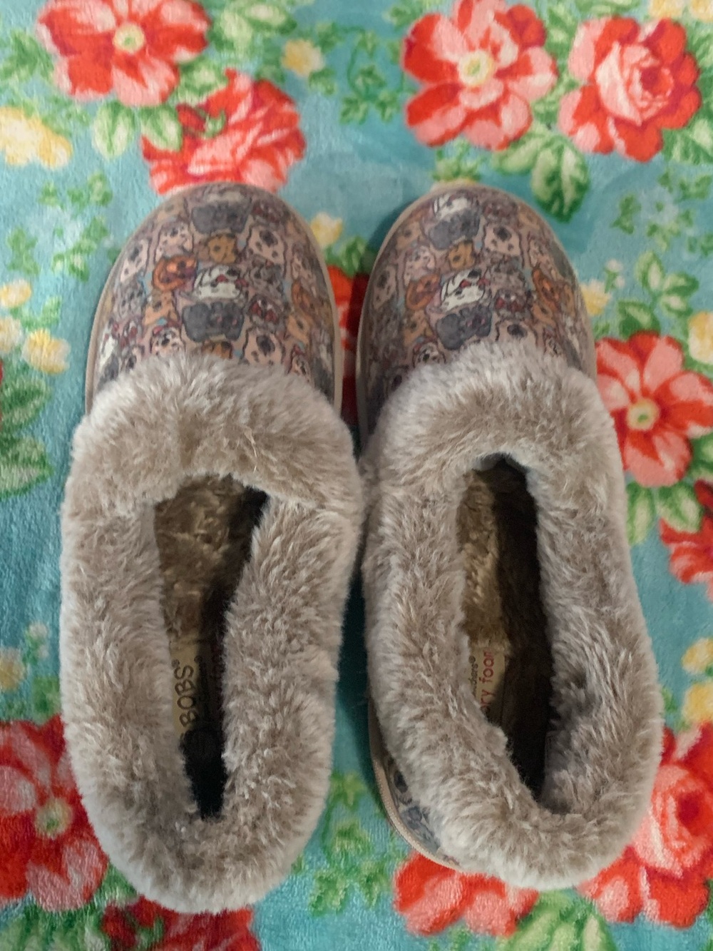 BOBS from Skechers Too Cozy Family Pups Print Soft & Warm Slippers - Picture 6 of 10